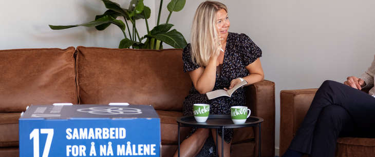 To personer i et møte