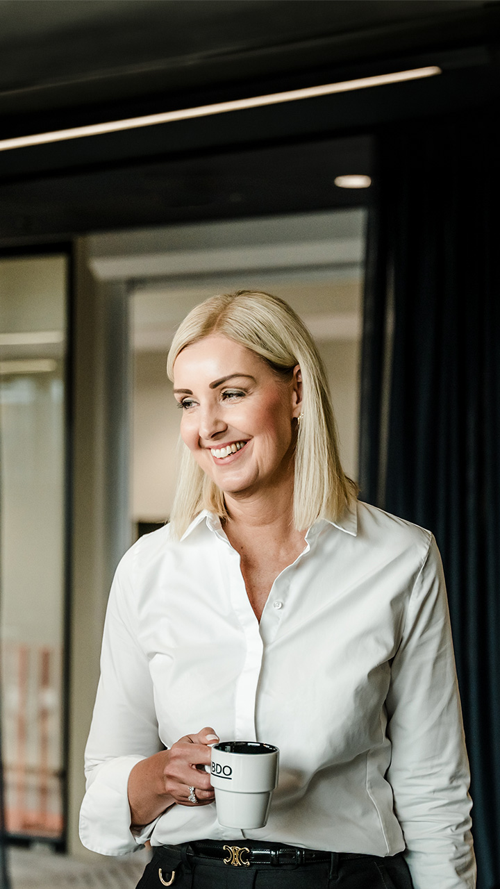 Ingjer Ofstad
