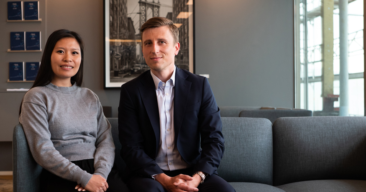 Hannah Nguyen Lindseth fra BDO og sammen med Paretos Finansdirektør Svend Bergh